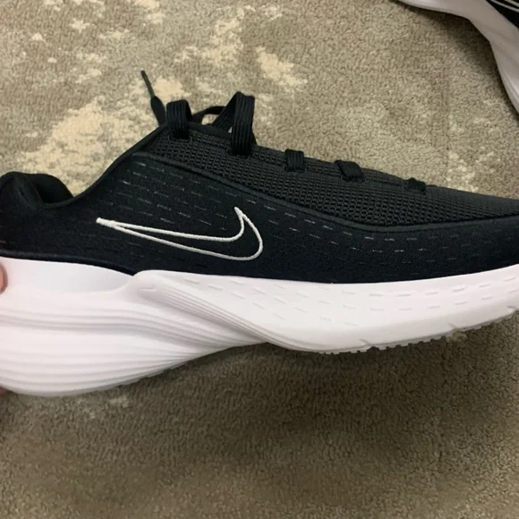 NWT Nike Uplift SC Men’s Shoes - Picture 4 of 5